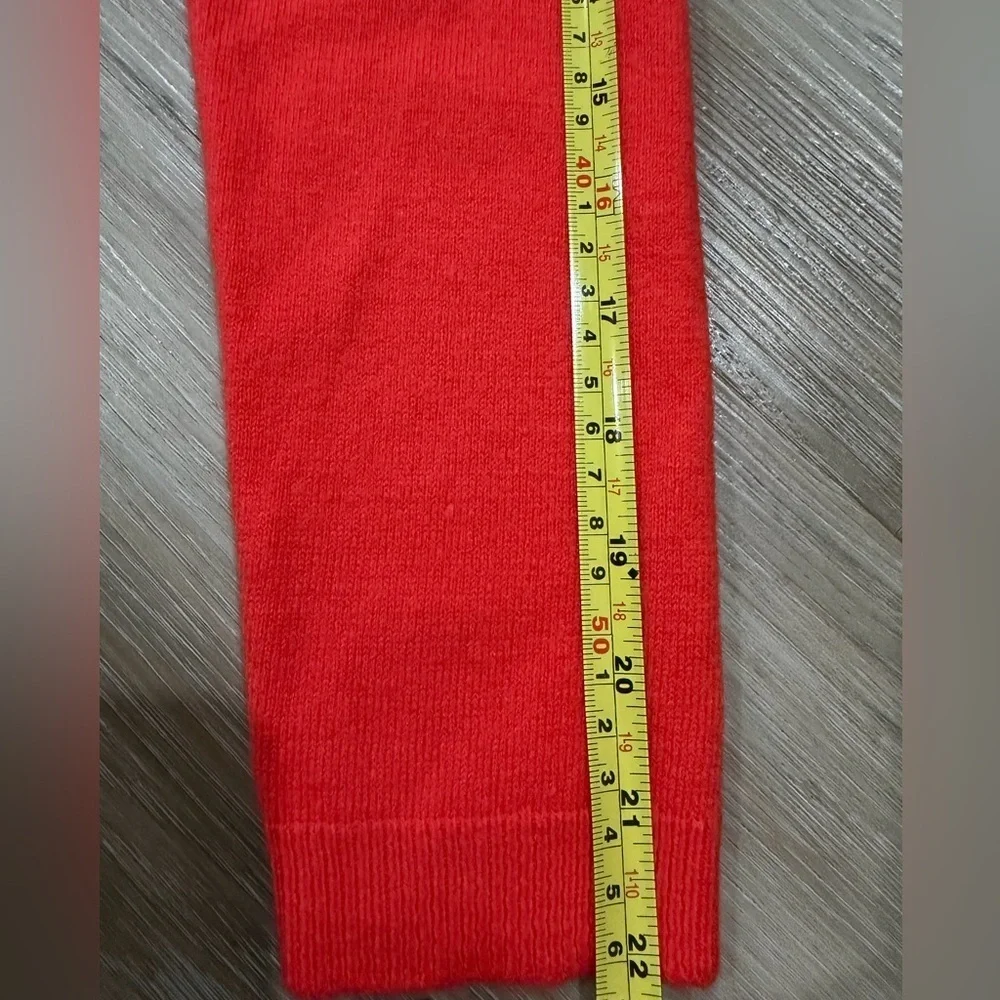 New York & Company Size M Vibrant Red V-Neck Sweater